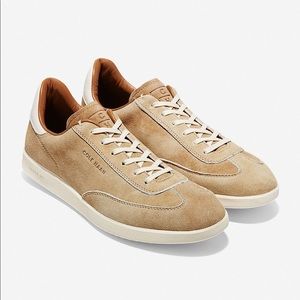 Cole Haan Men's GrandPrø Suede Turf Sneaker Dusty